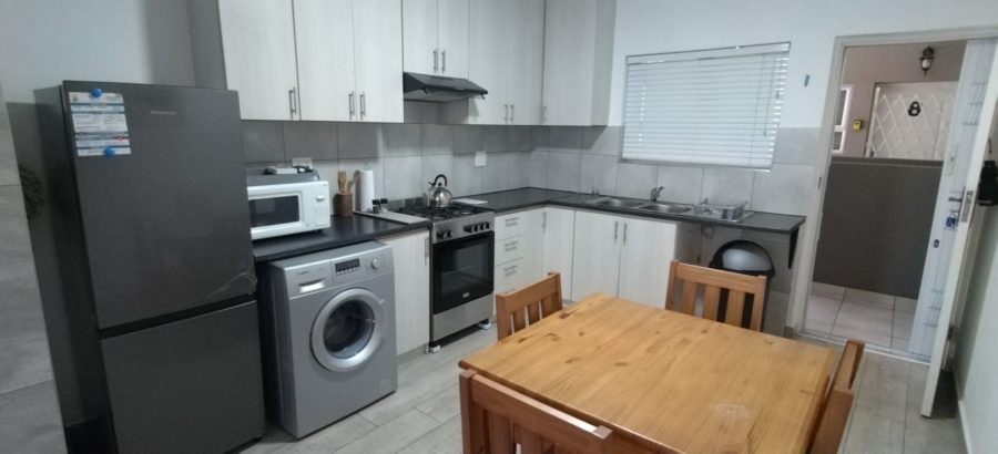 To Let 2 Bedroom Property for Rent in Diaz Beach Western Cape